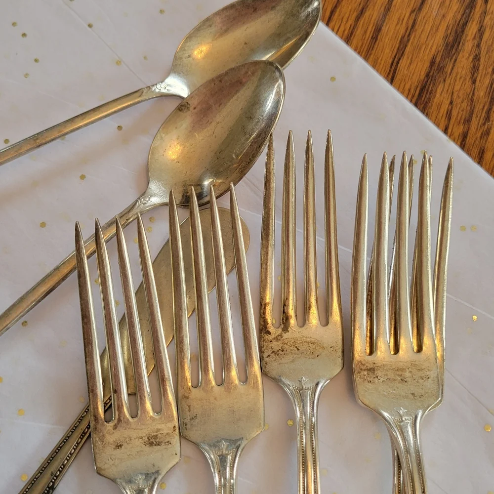 Vintage Silverplate Flatware Bundle 5 Forks 2 Long Spoons 1 Spreader